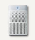 코웨이 울트라 에어 공기청정기 AP-3018B 화이트 타워형 디자인 및 전면 흡입구 모습. - 코웨이 울트라 공기청정기