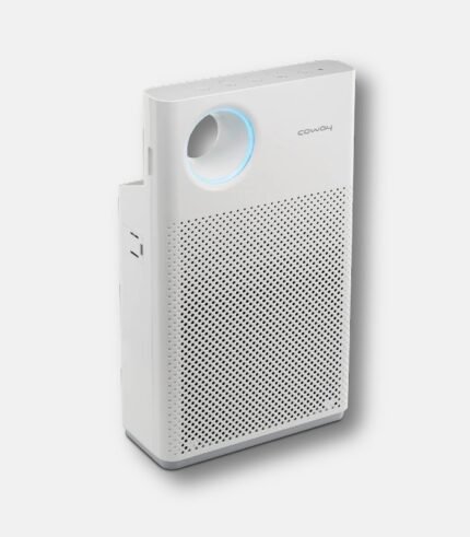 두께가 7.2인치에 불과한 슬림 에어 공기청정기의 측면 모습과 콤팩트한 사이즈 체감 컷.