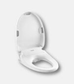 코웨이 BAS42-A 프리미엄 비데의 깨끗한 화이트 컬러와 인체공학적 곡선이 돋보이는 열린 커버 디자인