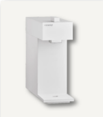 깨끗한 화이트 컬러의 코웨이 스위치 정수기 P-2201N - 전원 연결이 필요 없는 무전원 직수형 디자인