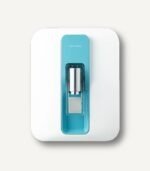 코웨이 P-300L 미니 정수기의 미니멀한 상단 다이얼 디자인과 세련된 블루 포인트 컬러